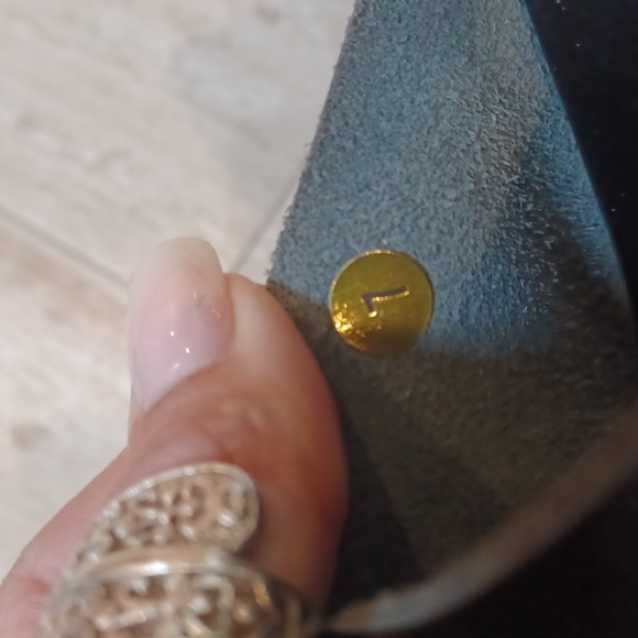 Unique Anne Klein A Line Studded Thong Heeled Clogs - Picture 9 of 11